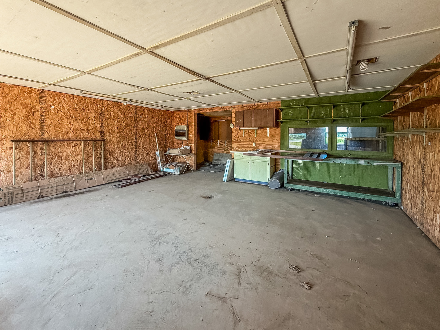 2066 County Road 3000 Property Photo 50