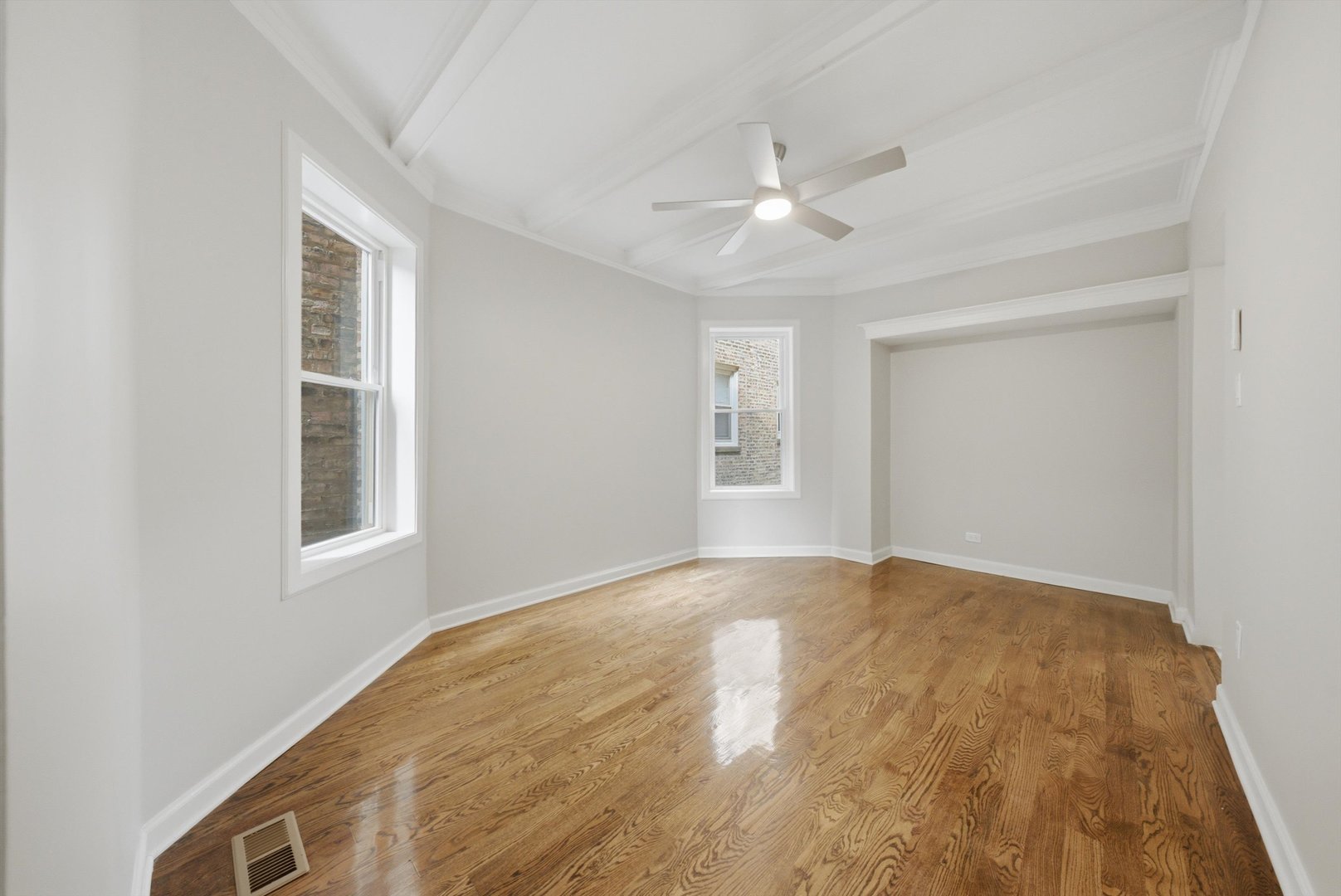 7131 S Normal Boulevard Property Photo 10