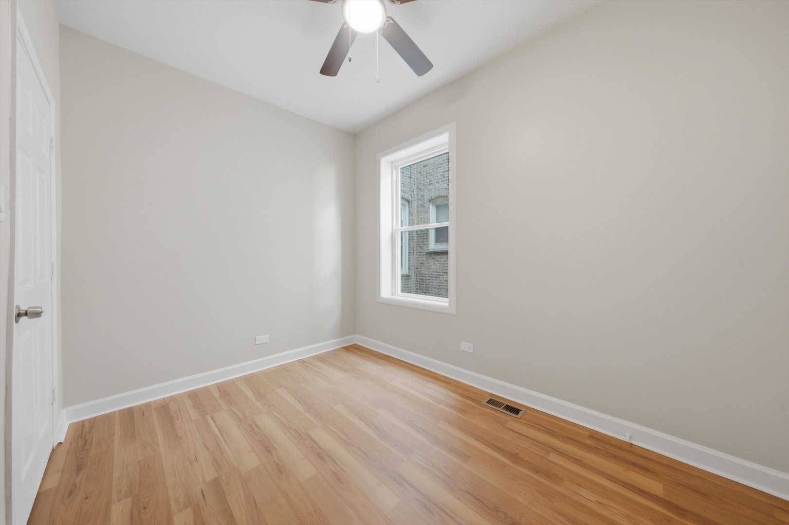 7131 S Normal Boulevard Property Photo 16