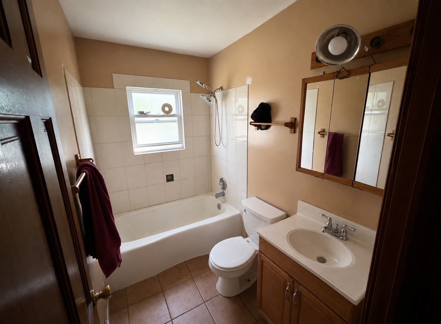 1819 167th Street Property Photo 4
