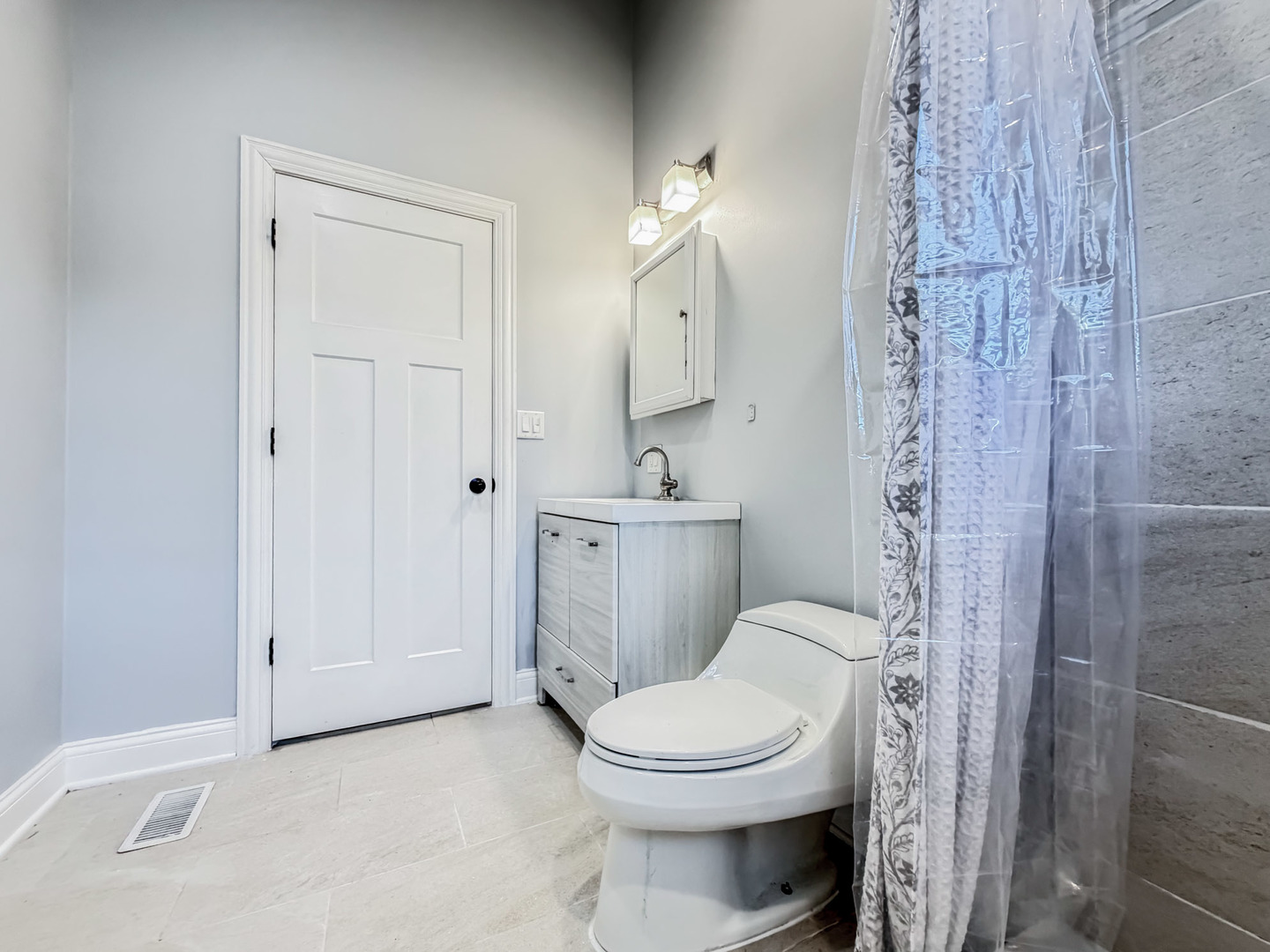2436 Grove Avenue Property Photo 24