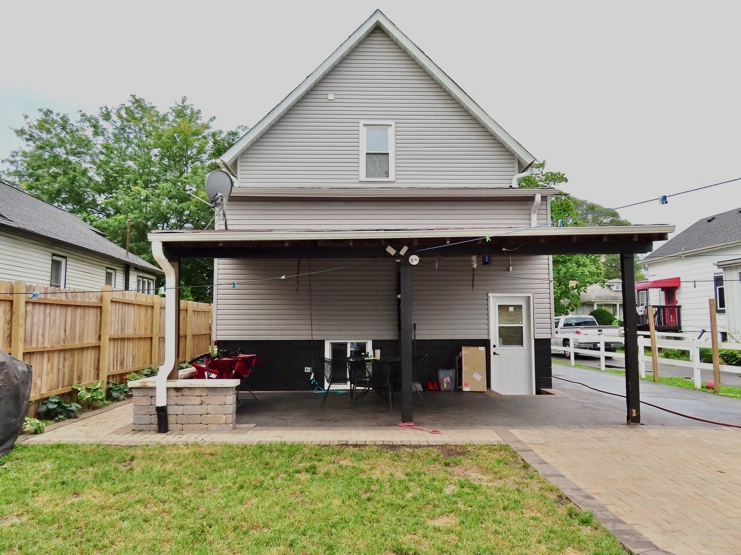 714 S Joliet Street Property Photo 2
