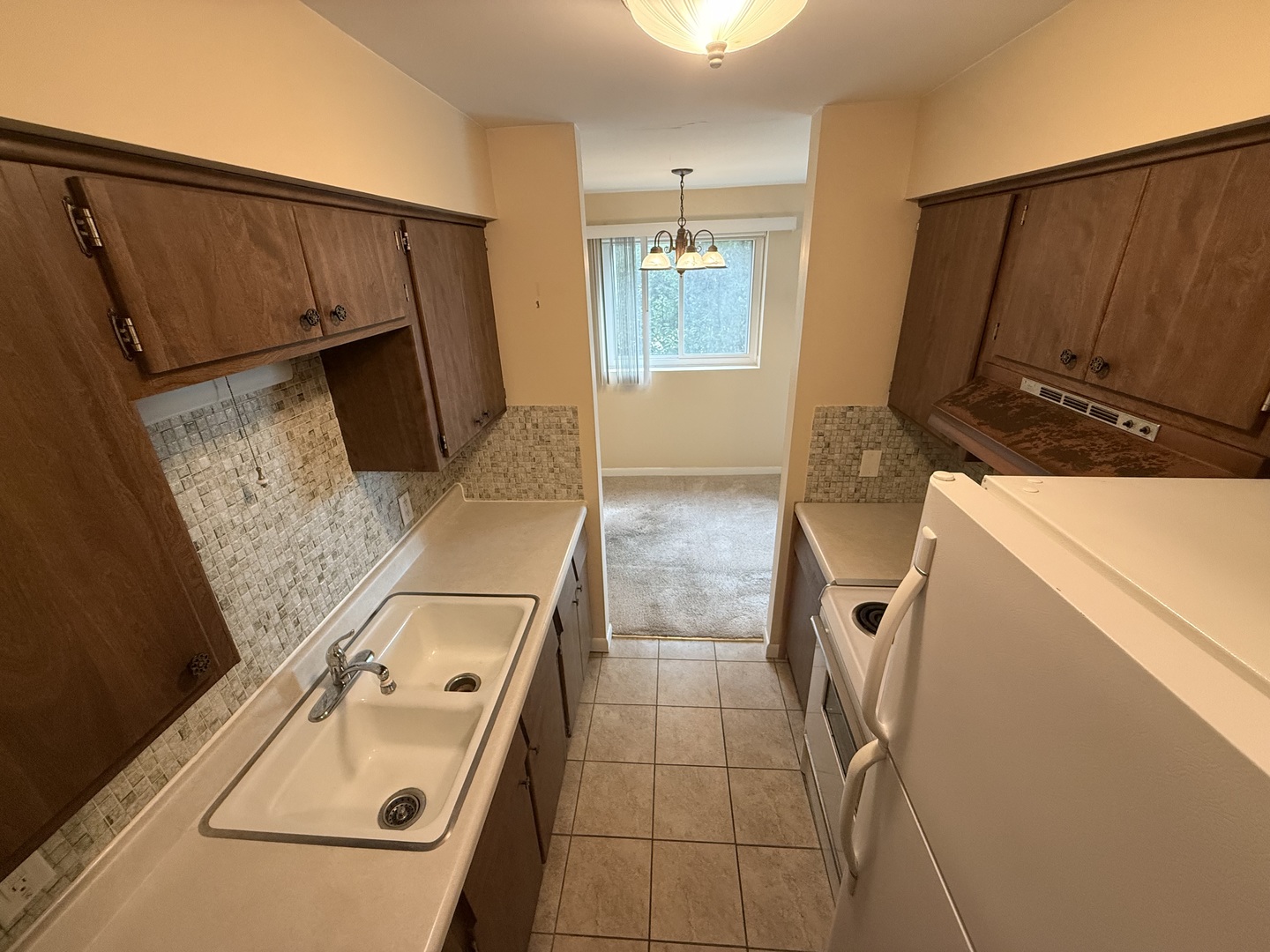 222 Madison Street 213 Property Photo 6