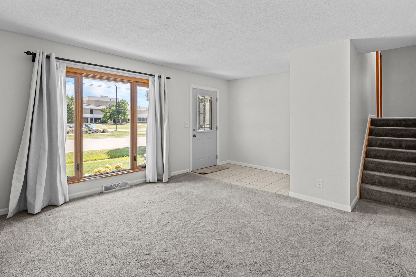 3410 18th Street Property Photo 3