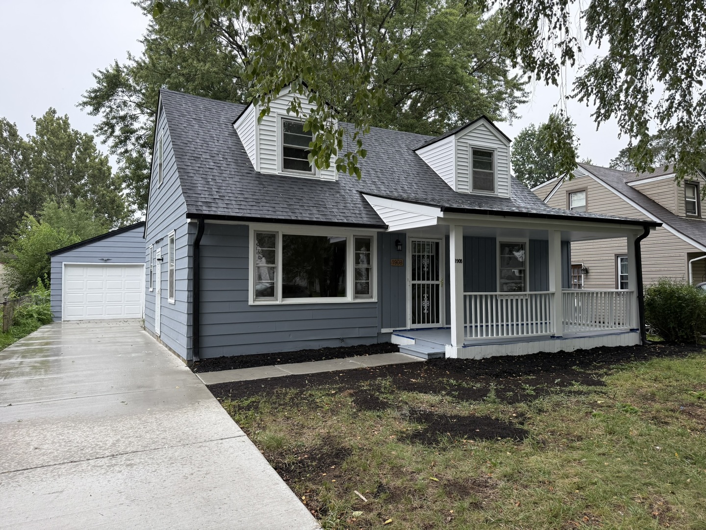 1908 W Pearl Avenue Property Photo 3