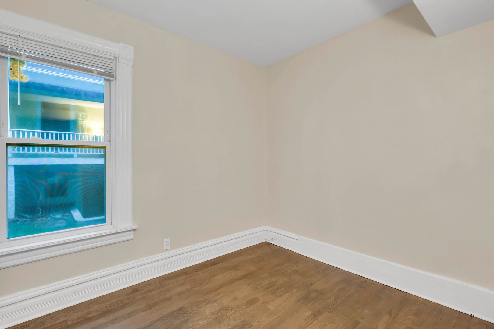 2123 Wesley Avenue 1 Property Photo 7