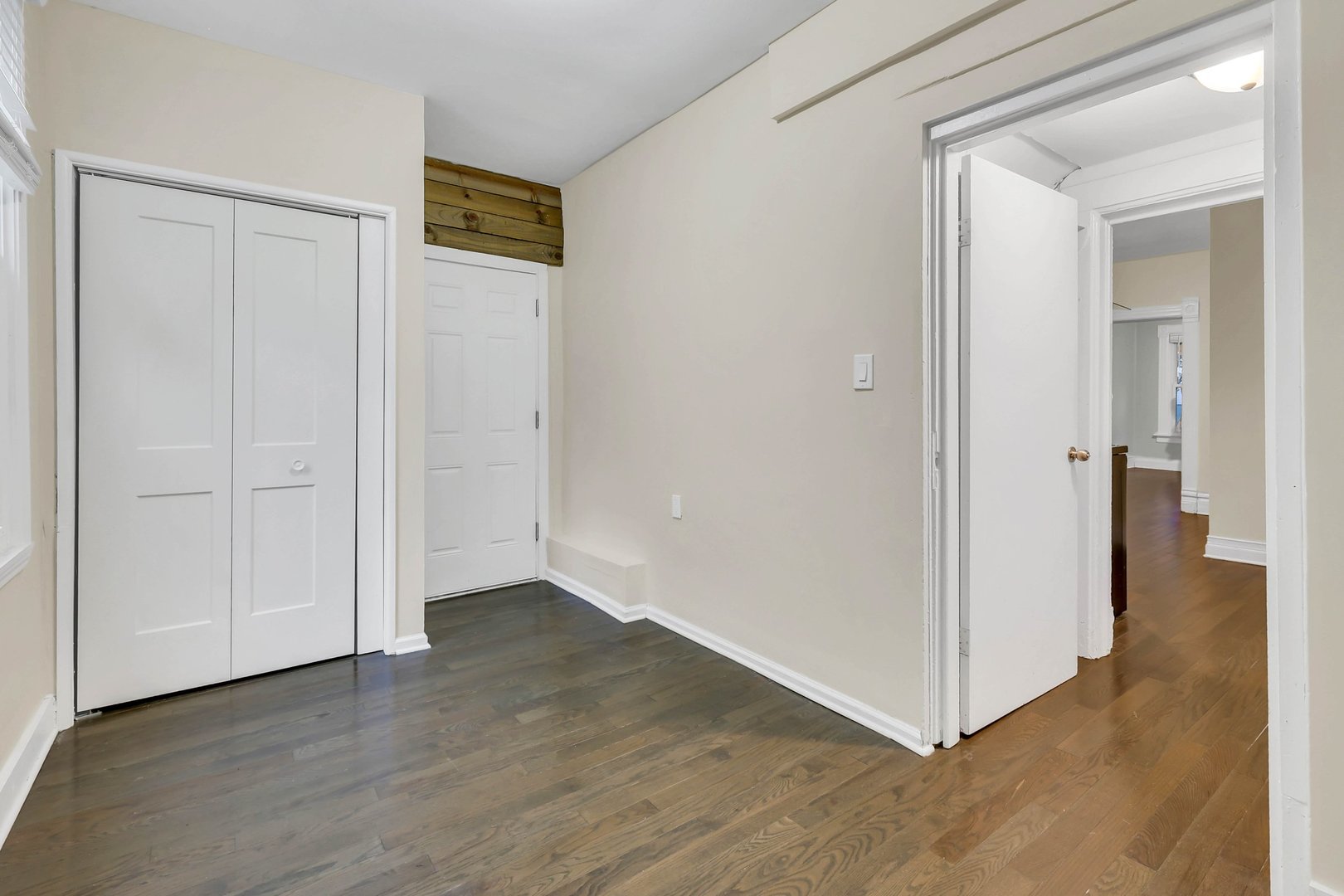 2123 Wesley Avenue 1 Property Photo 15