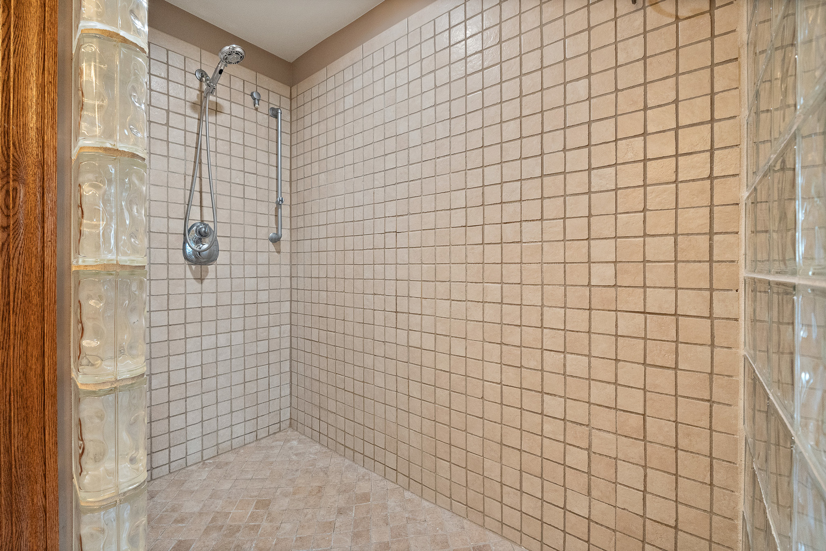 12991 Mayfair Drive Property Photo 26