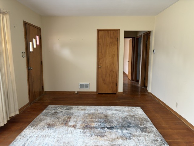2108 Manor Lane Property Photo 2