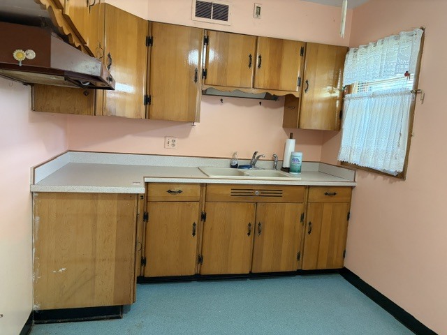 2108 Manor Lane Property Photo 4