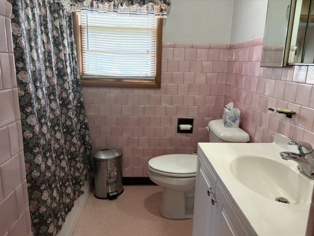 2108 Manor Lane Property Photo 5
