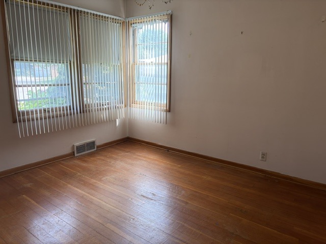 2108 Manor Lane Property Photo 6