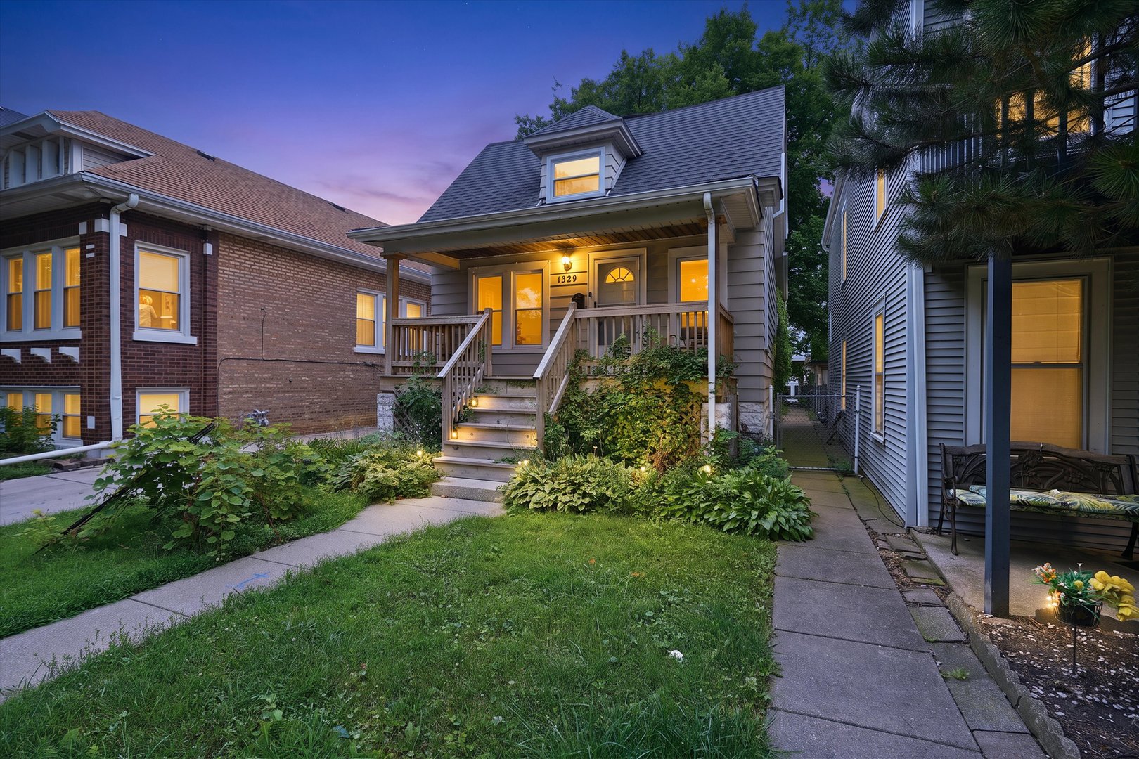 1329 MAPLE Avenue Property Photo 1