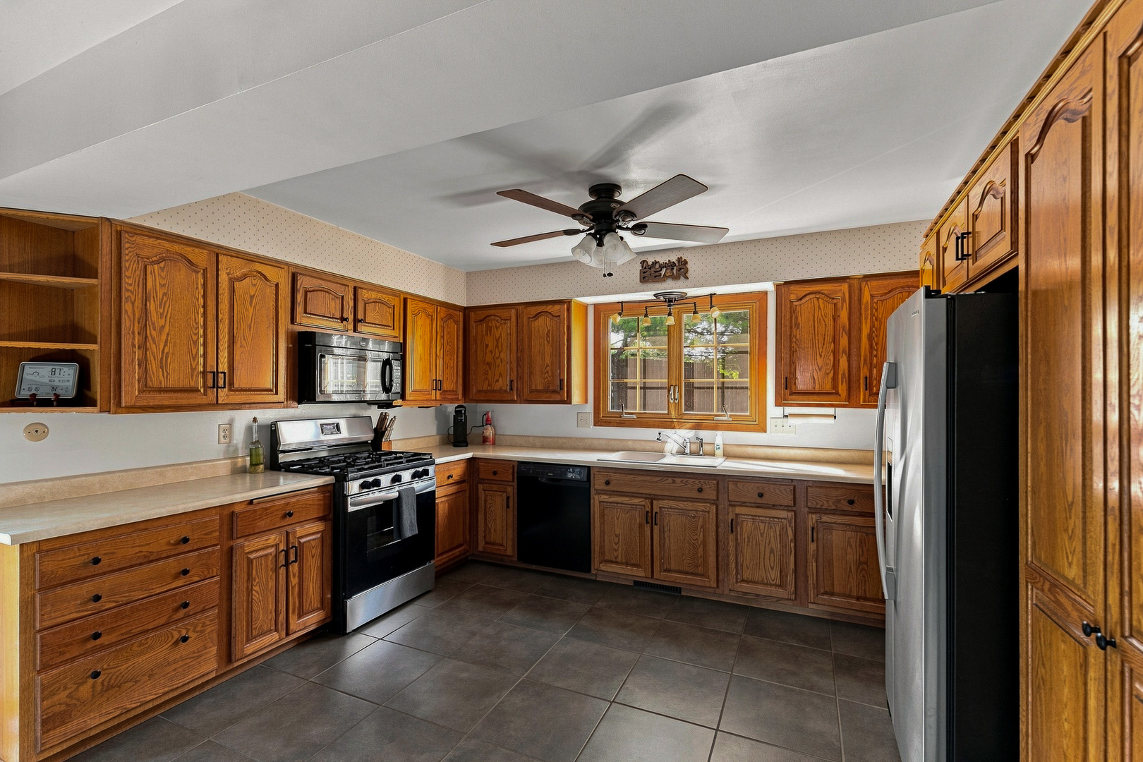7811 29th Street Property Photo 13