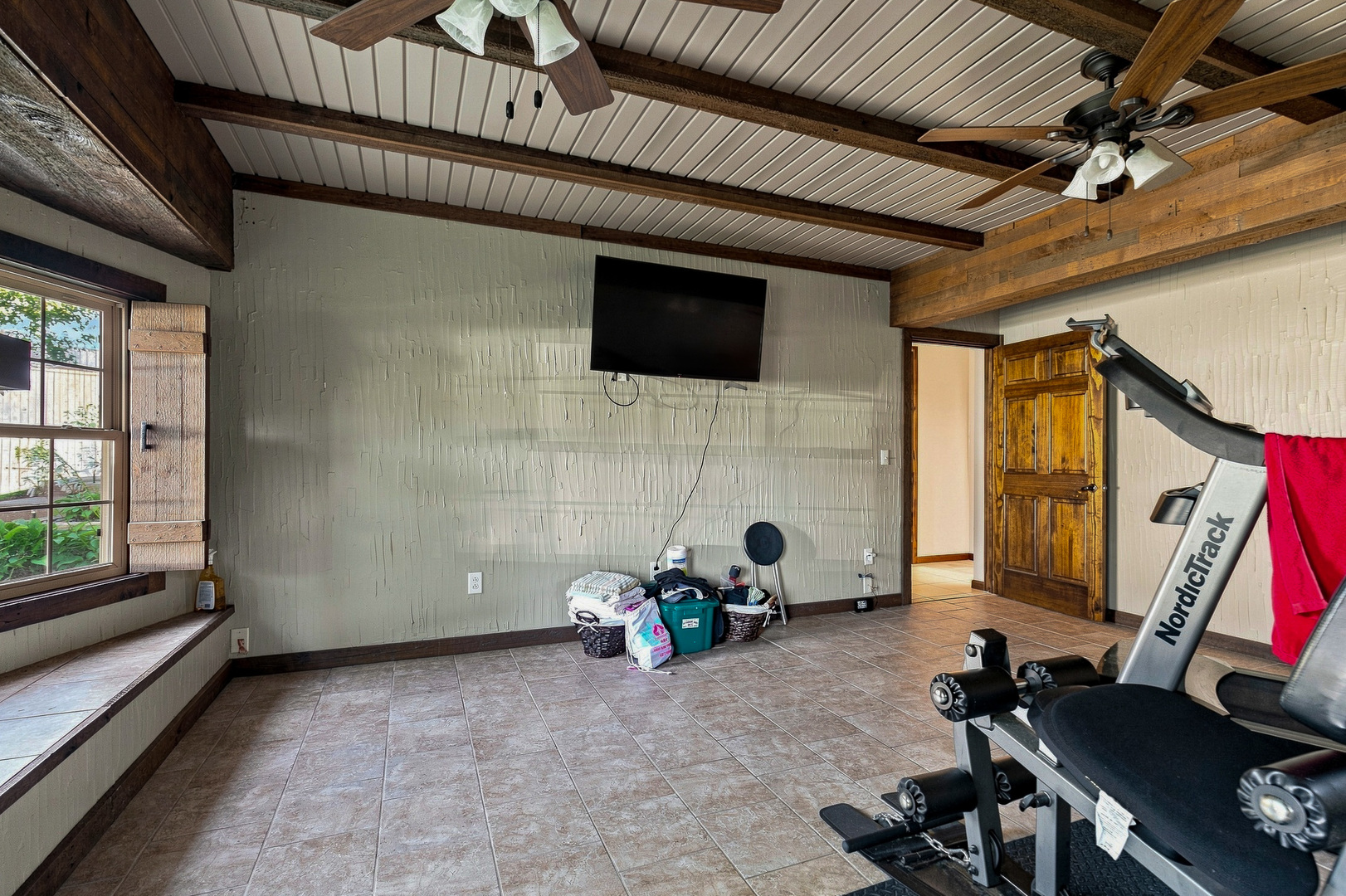 7811 29th Street Property Photo 26