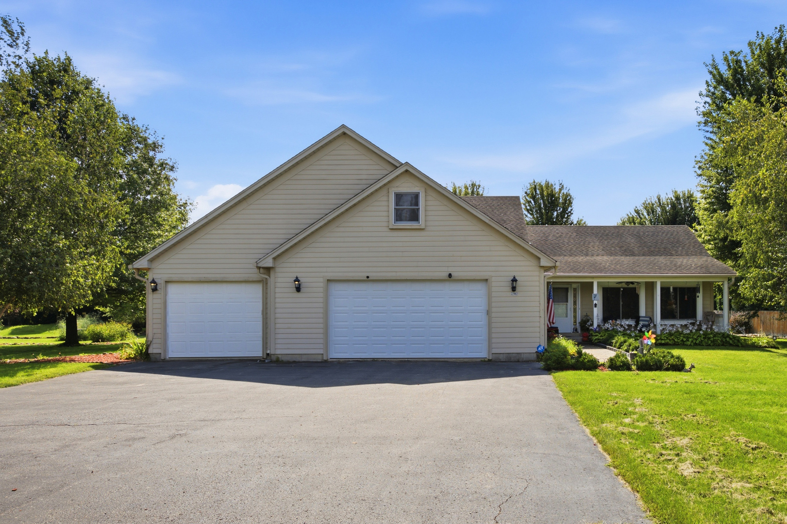 22902 Graf Road Property Photo 1