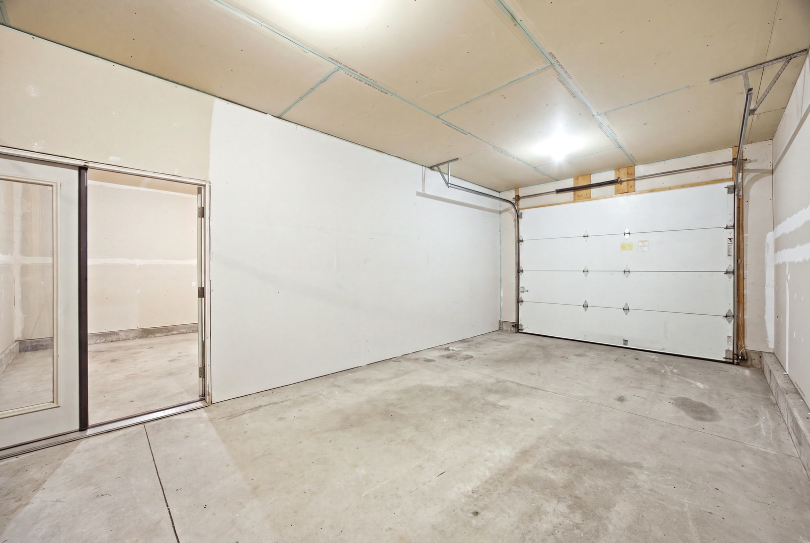 22902 Graf Road Property Photo 33