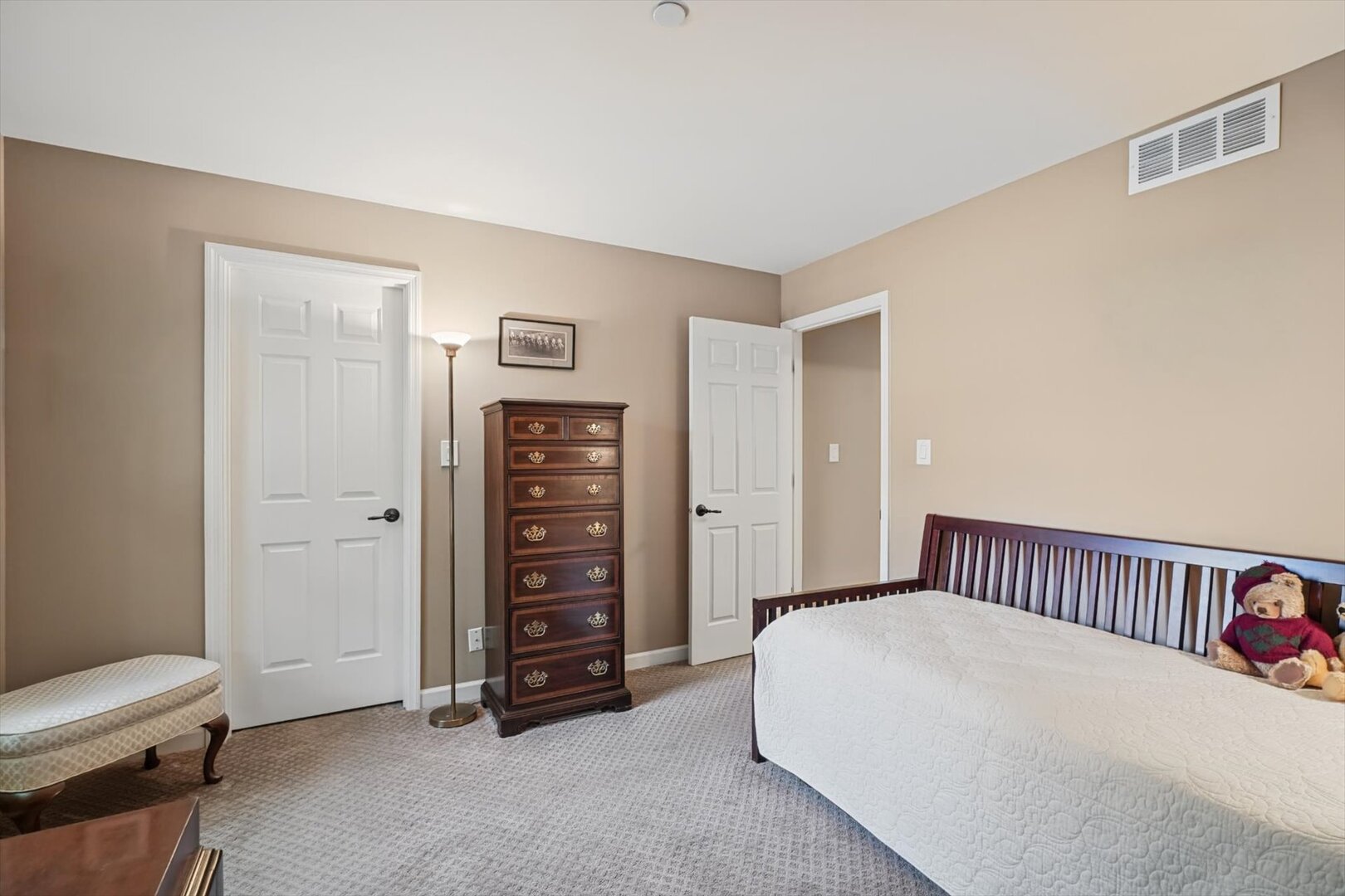 917 A Cheshire Drive A Property Photo 30