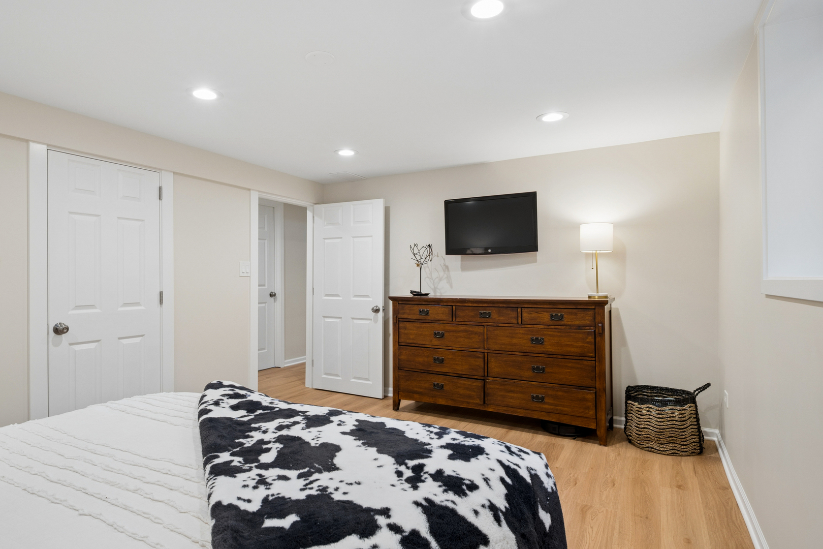 1430 Homestead Road Property Photo 16