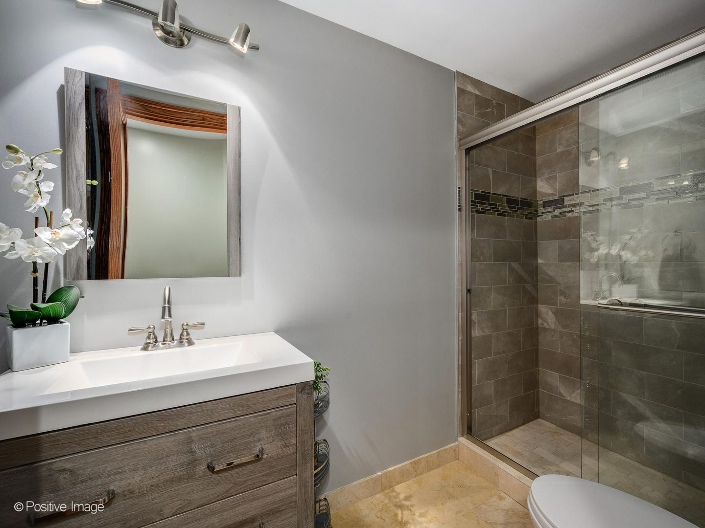 5125 Lunt Avenue Property Photo 32