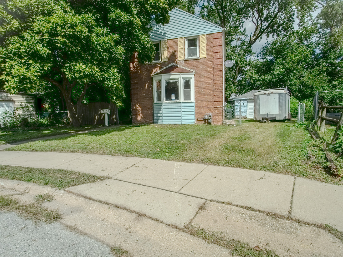 250 E 143rd Street Property Photo 1