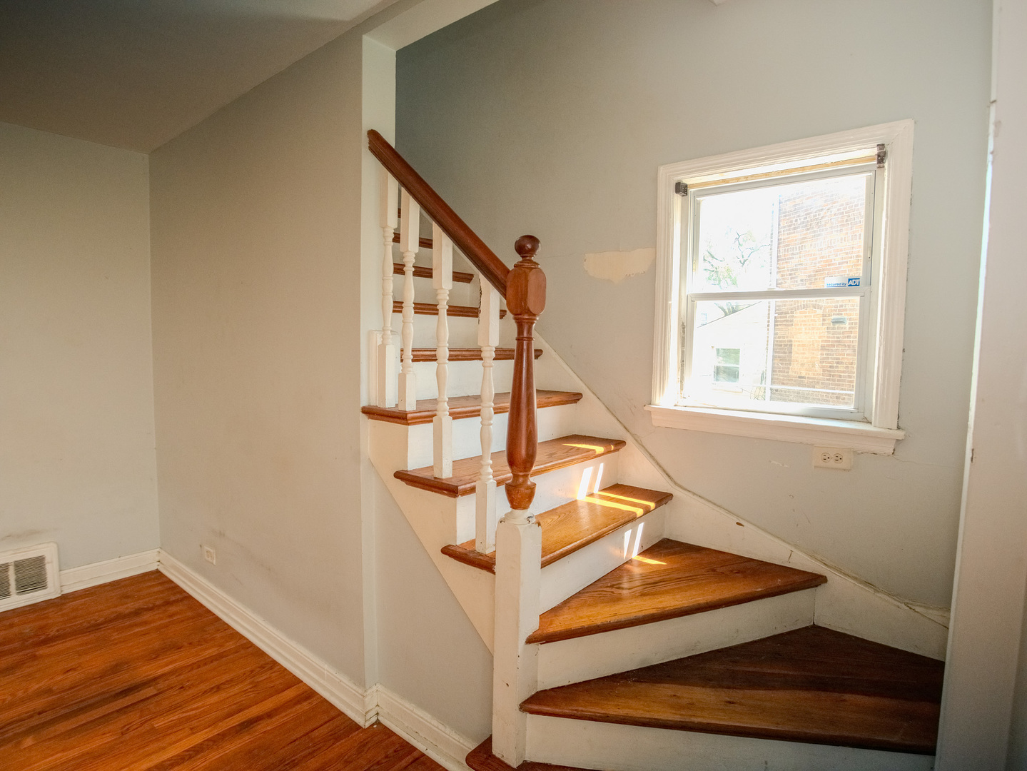 250 E 143rd Street Property Photo 10
