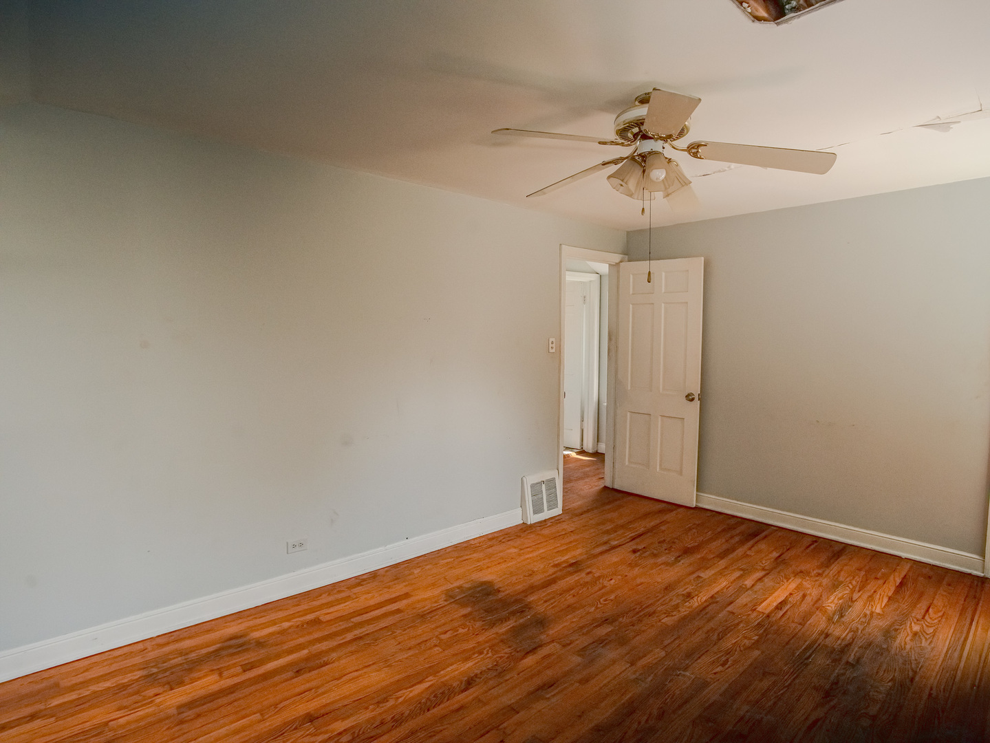 250 E 143rd Street Property Photo 12