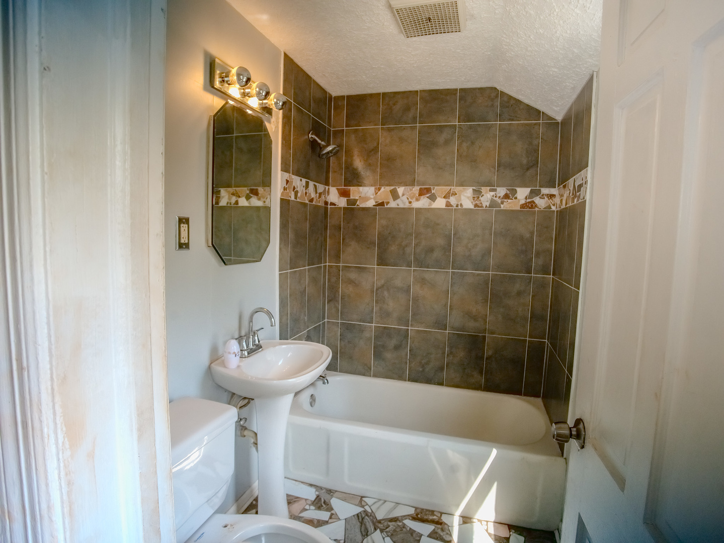 250 E 143rd Street Property Photo 13