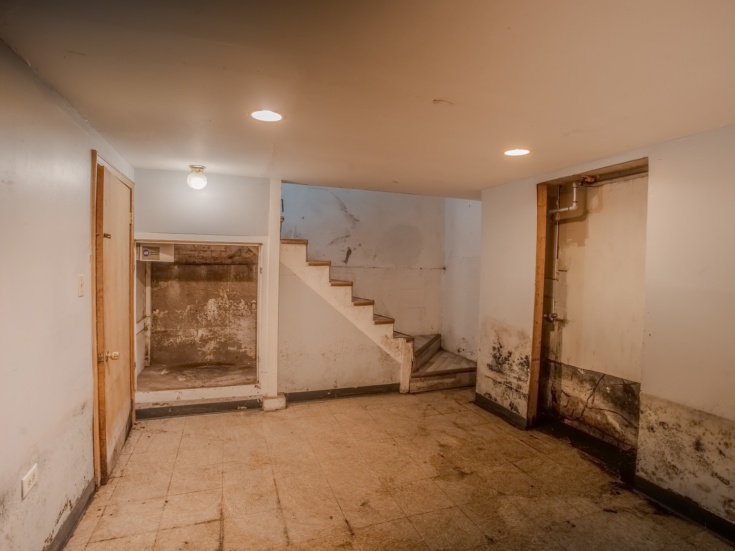 250 E 143rd Street Property Photo 17