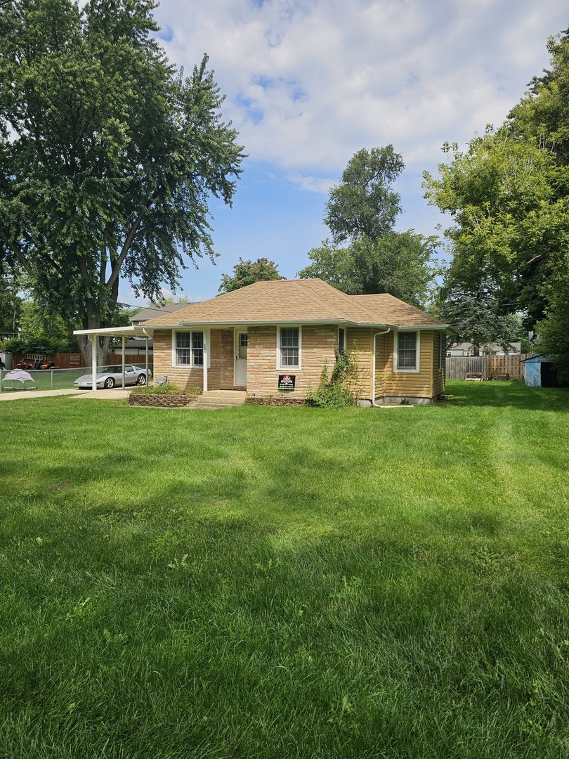 7304 Hiawatha Drive Property Photo 1