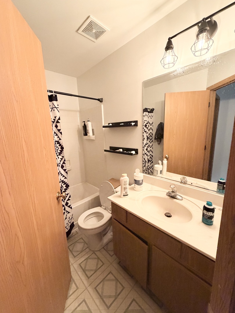 1126 Village Center Parkway 6 Property Photo 10