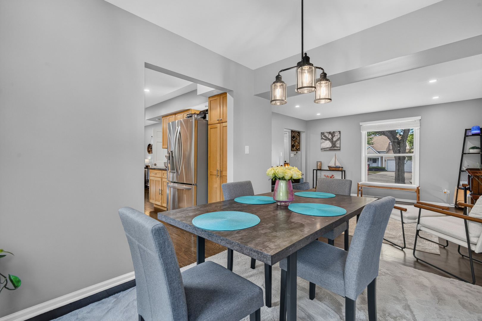 1000 Louis Avenue Property Photo 10