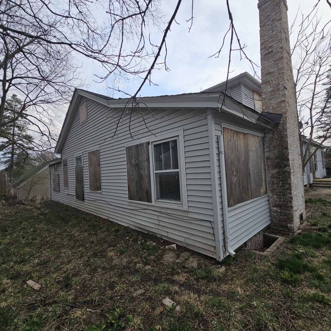 212 S Tryon Street Property Photo 4