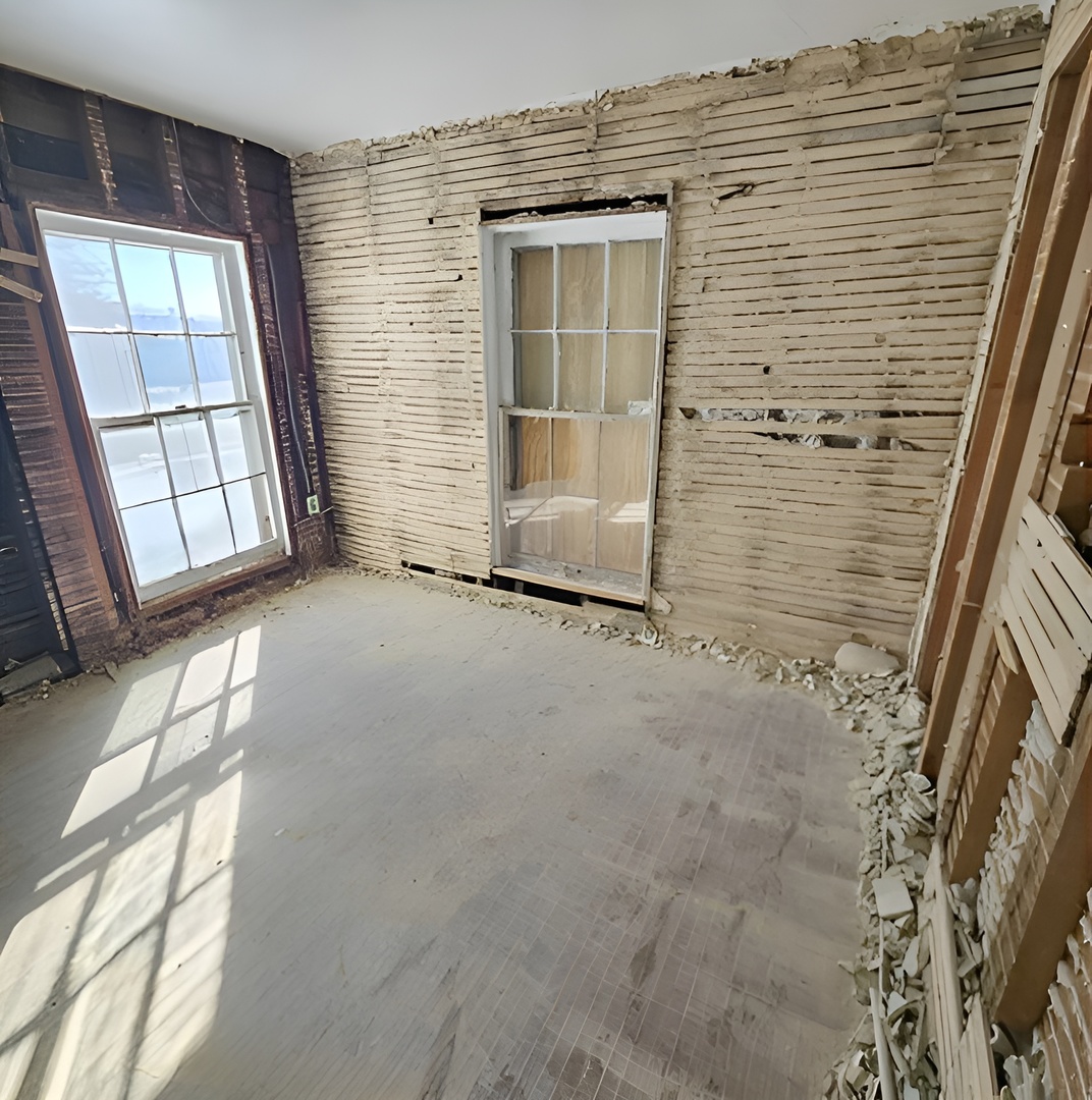 212 S Tryon Street Property Photo 10