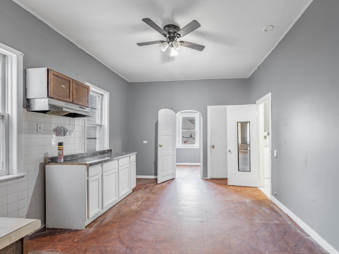 4722 S Ada Street Property Photo 5