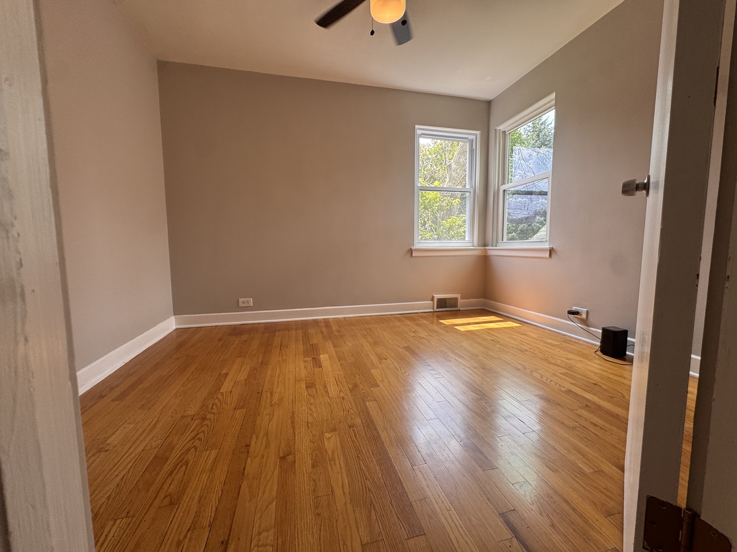 2925 W Jerome Street Property Photo 9