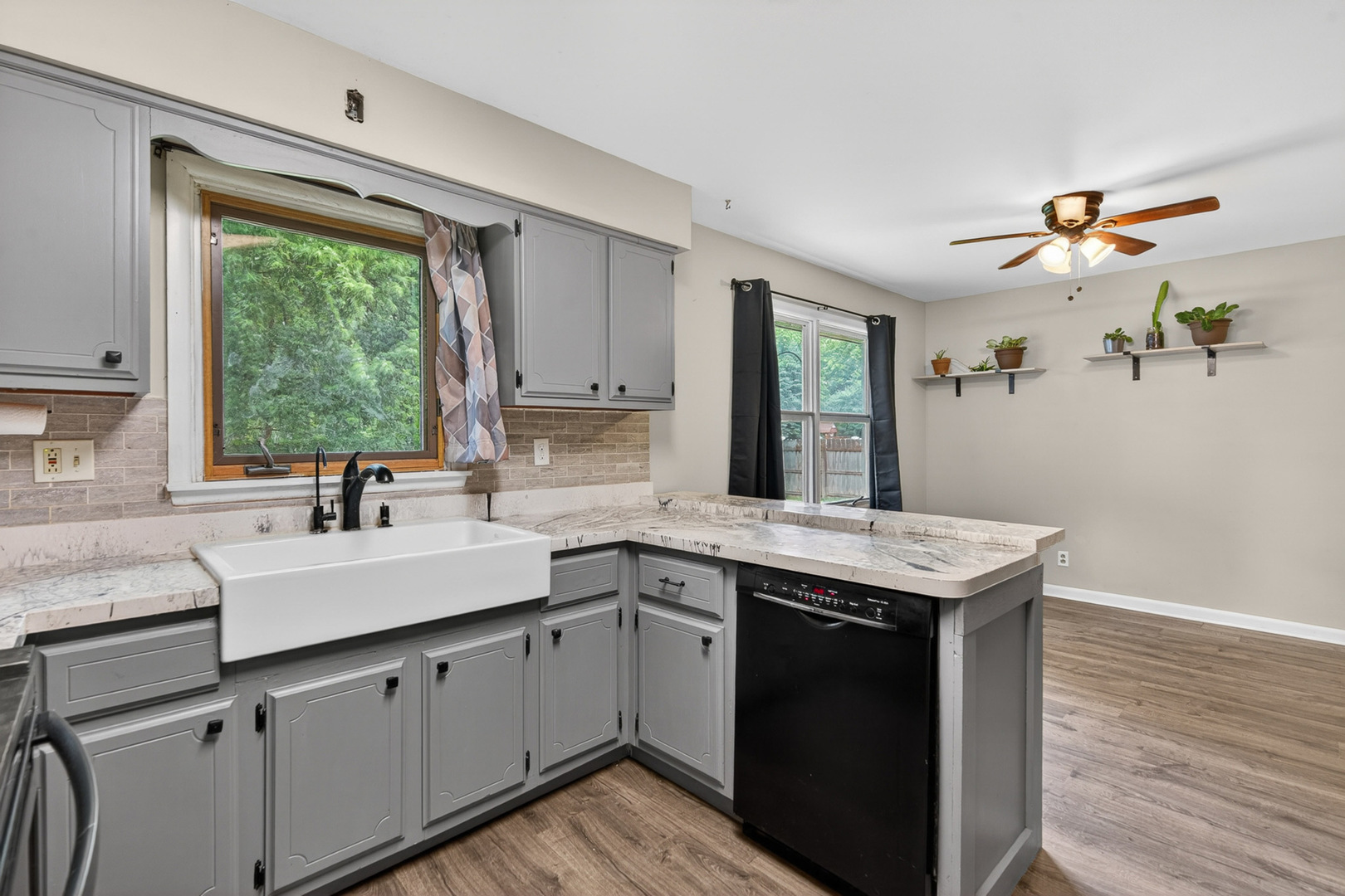 46w440 Granart Road Property Photo 4