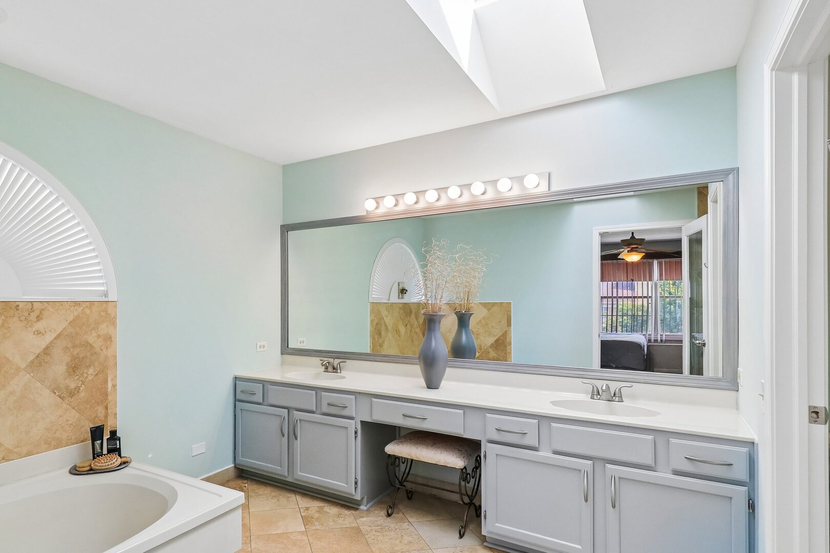1360 Yosemite Parkway Property Photo 28