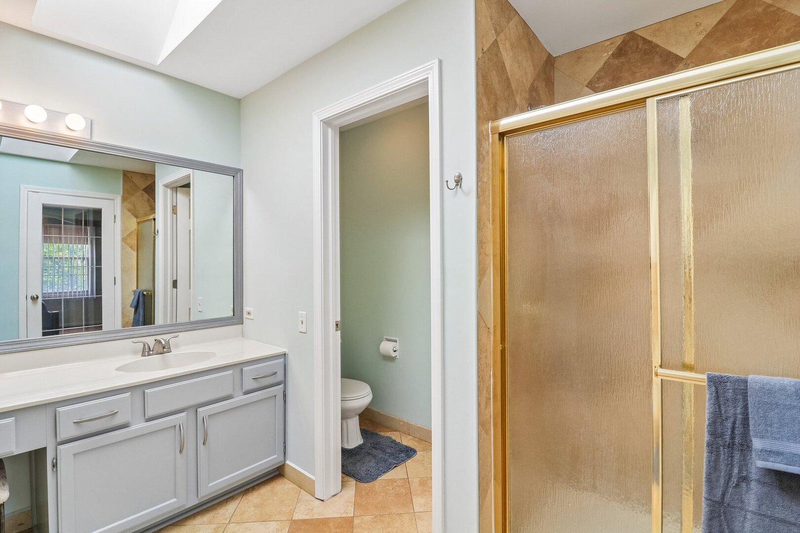 1360 Yosemite Parkway Property Photo 31
