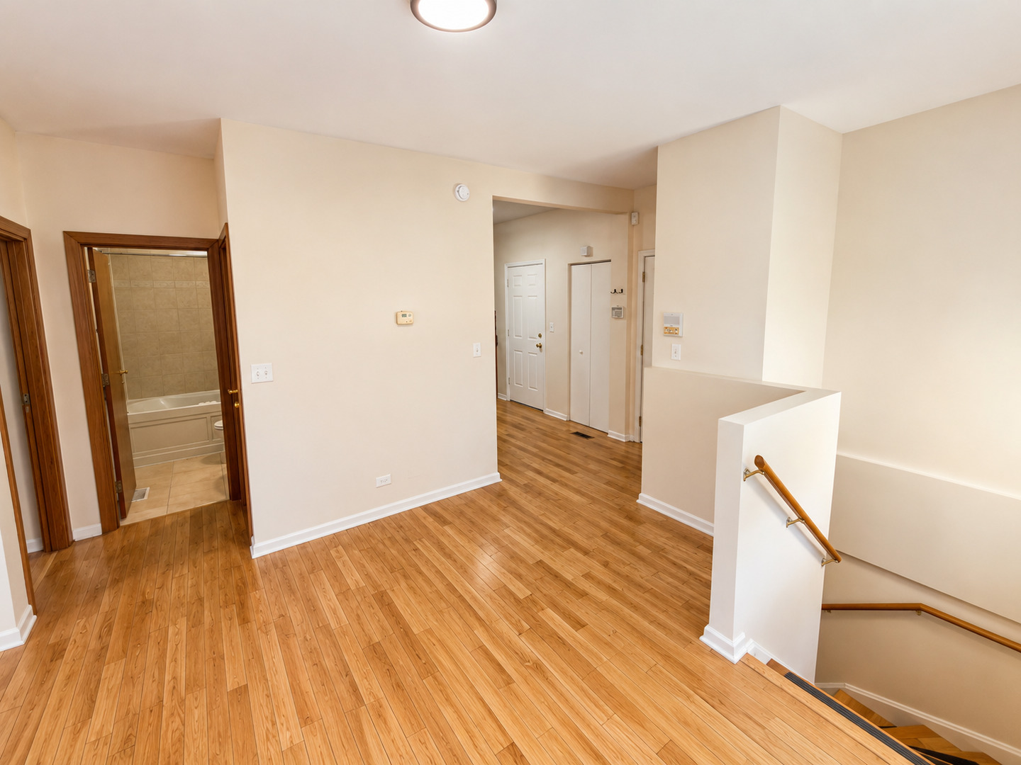 3105 W Argyle Street 1 Property Photo 5