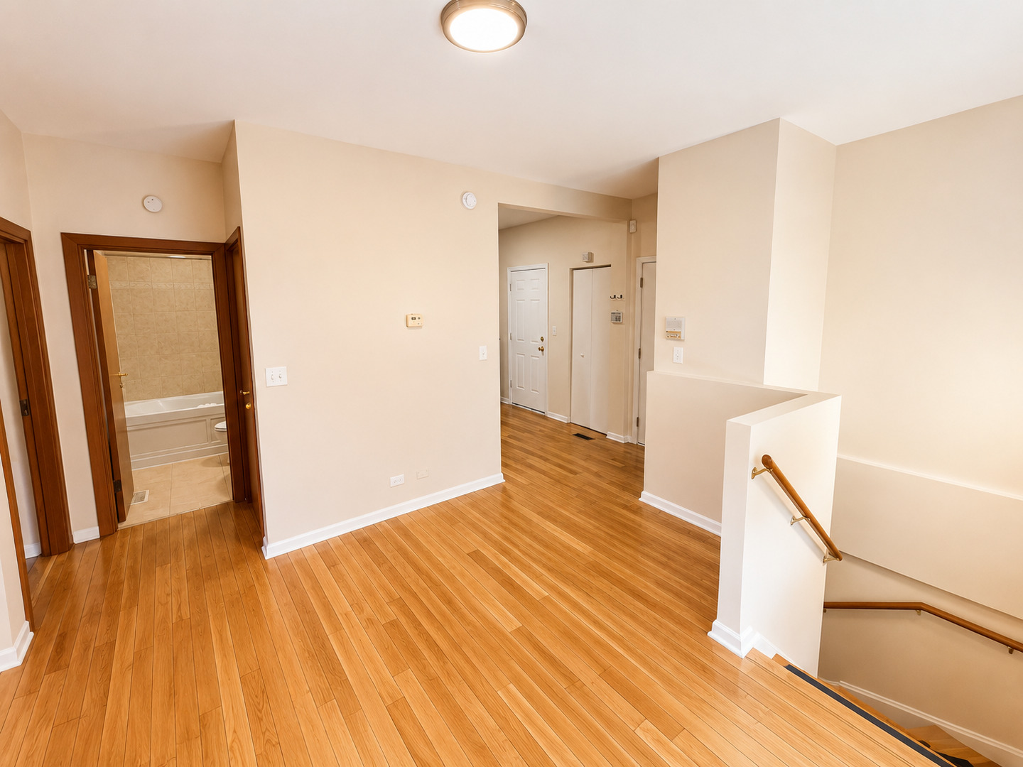 3105 W Argyle Street 1 Property Photo 16