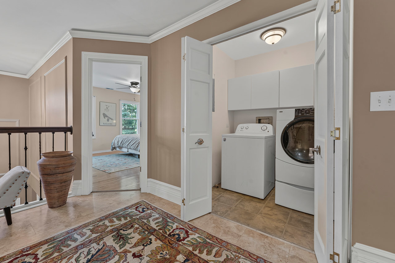 110 Rolling Knolls Avenue Property Photo 29