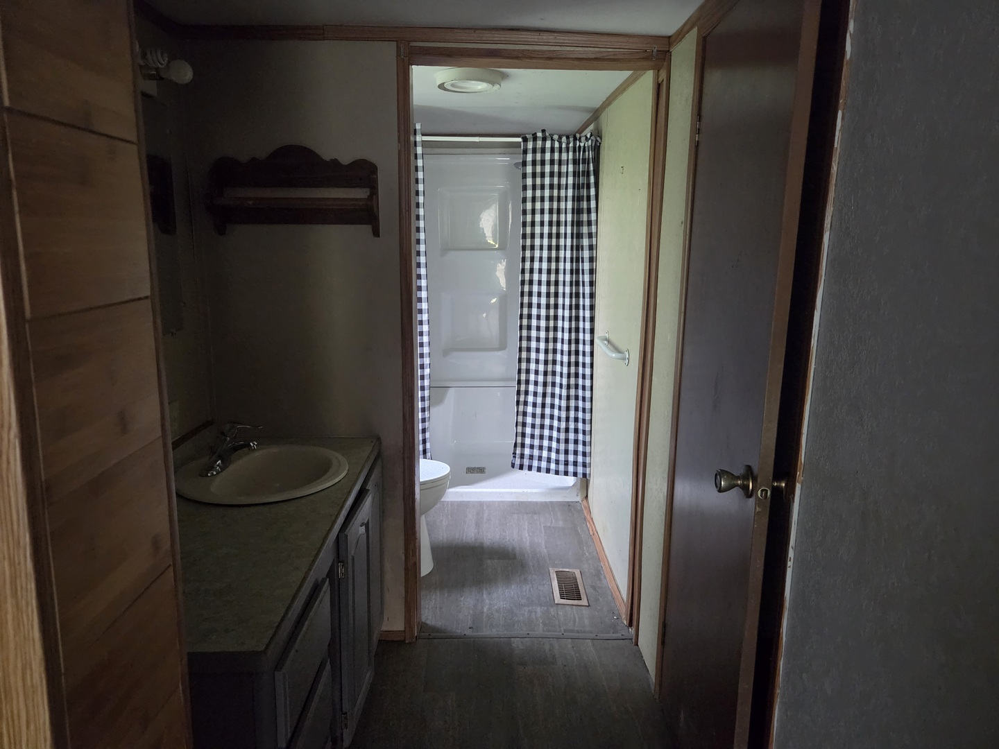 802 E O Henry Street Property Photo 7