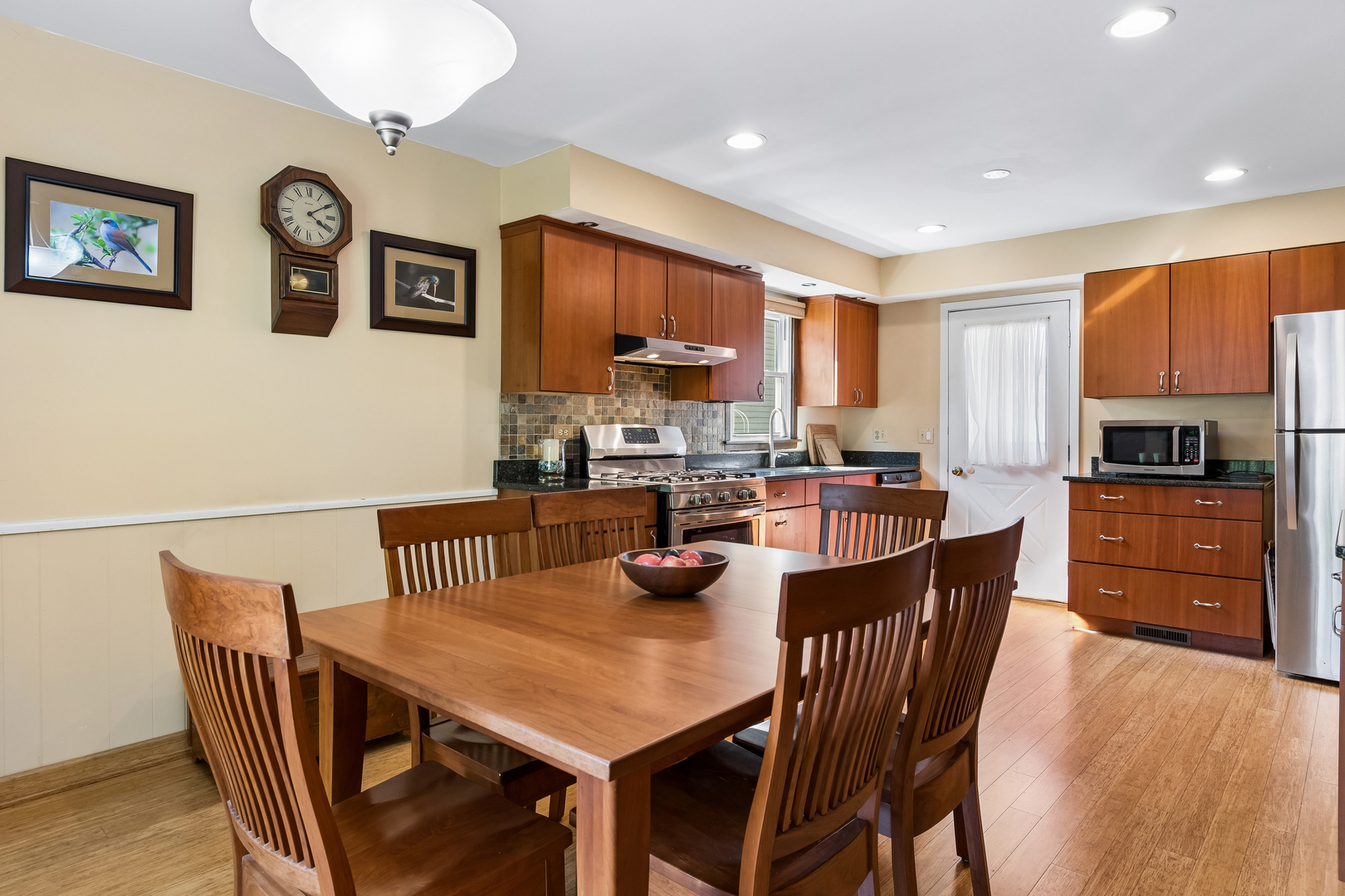 1111 Dawes Avenue Property Photo 5