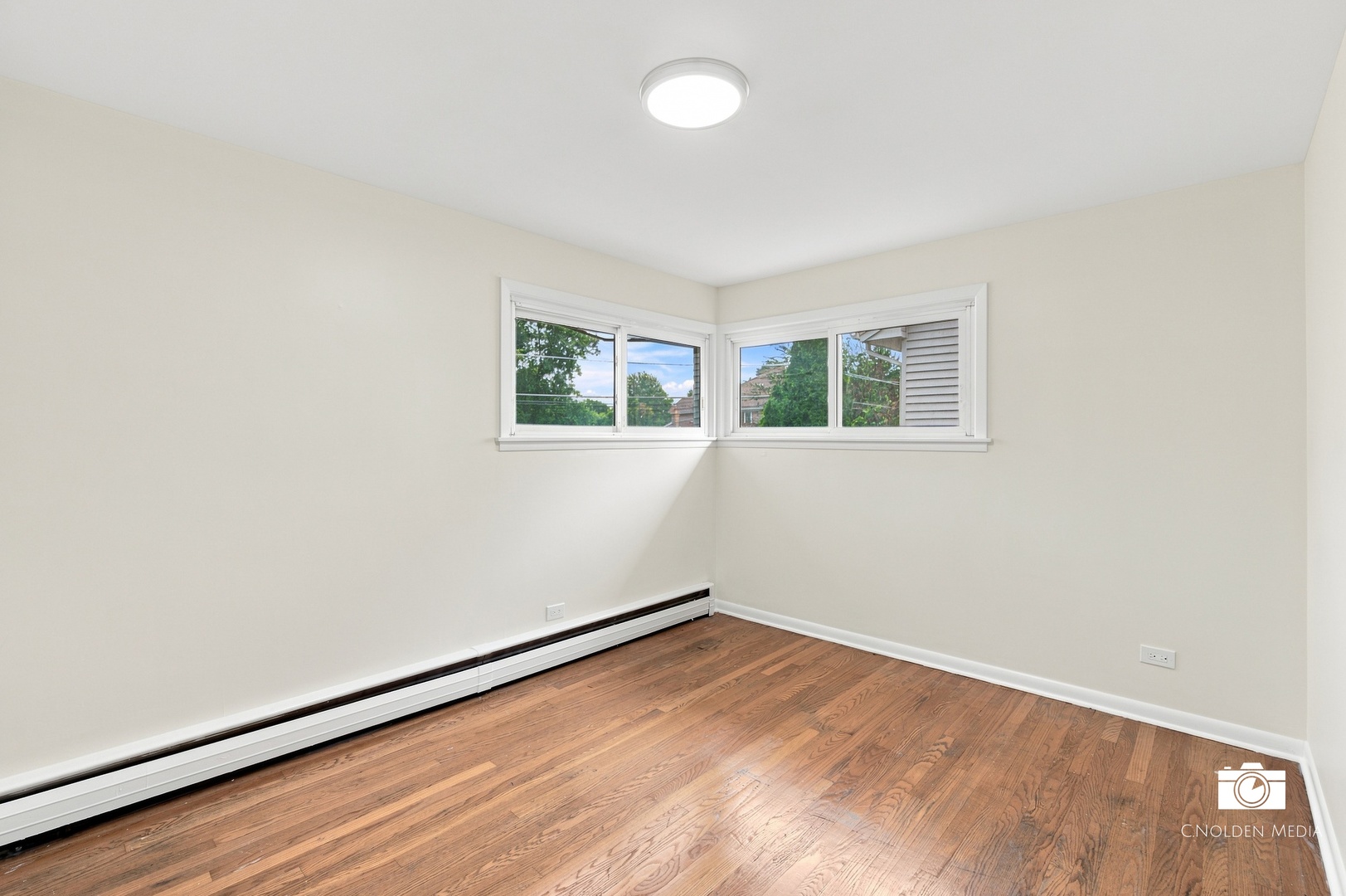 599 N Willow Road Property Photo 13