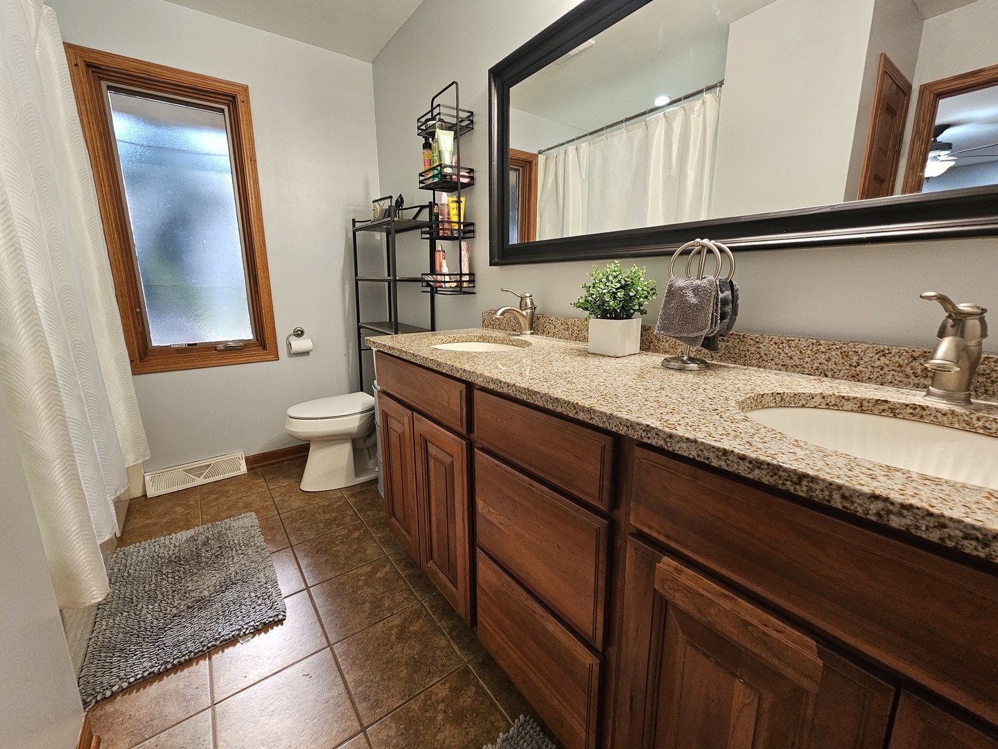210 C Braeburn Road Property Photo 18