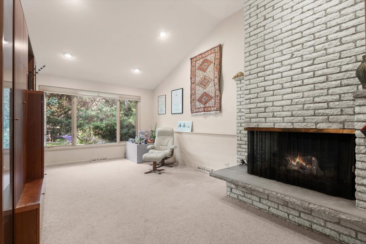 822 Timber Hill Road Property Photo 14