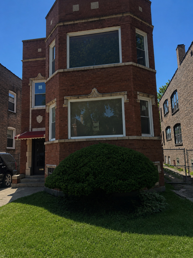 8718 S Kingston Avenue Property Photo 1