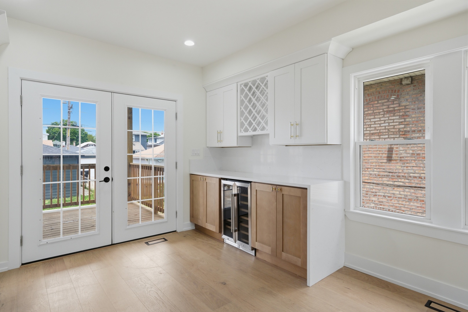 1416 Ridgeland Avenue Property Photo 4
