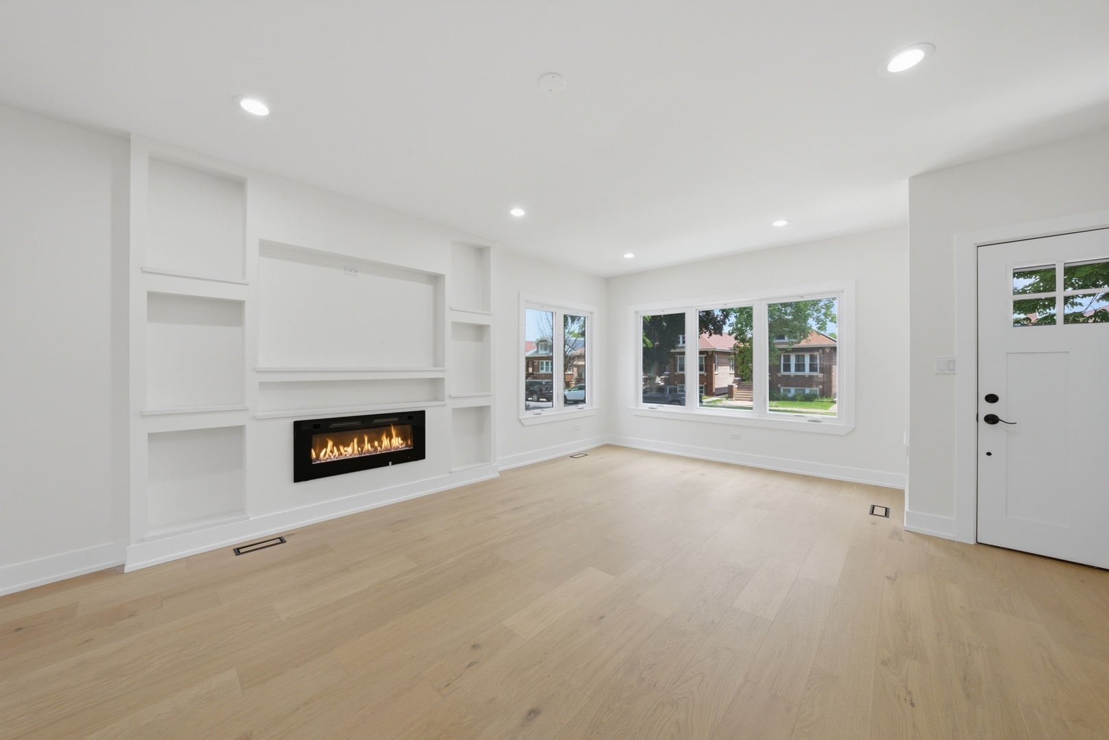 1416 Ridgeland Avenue Property Photo 8